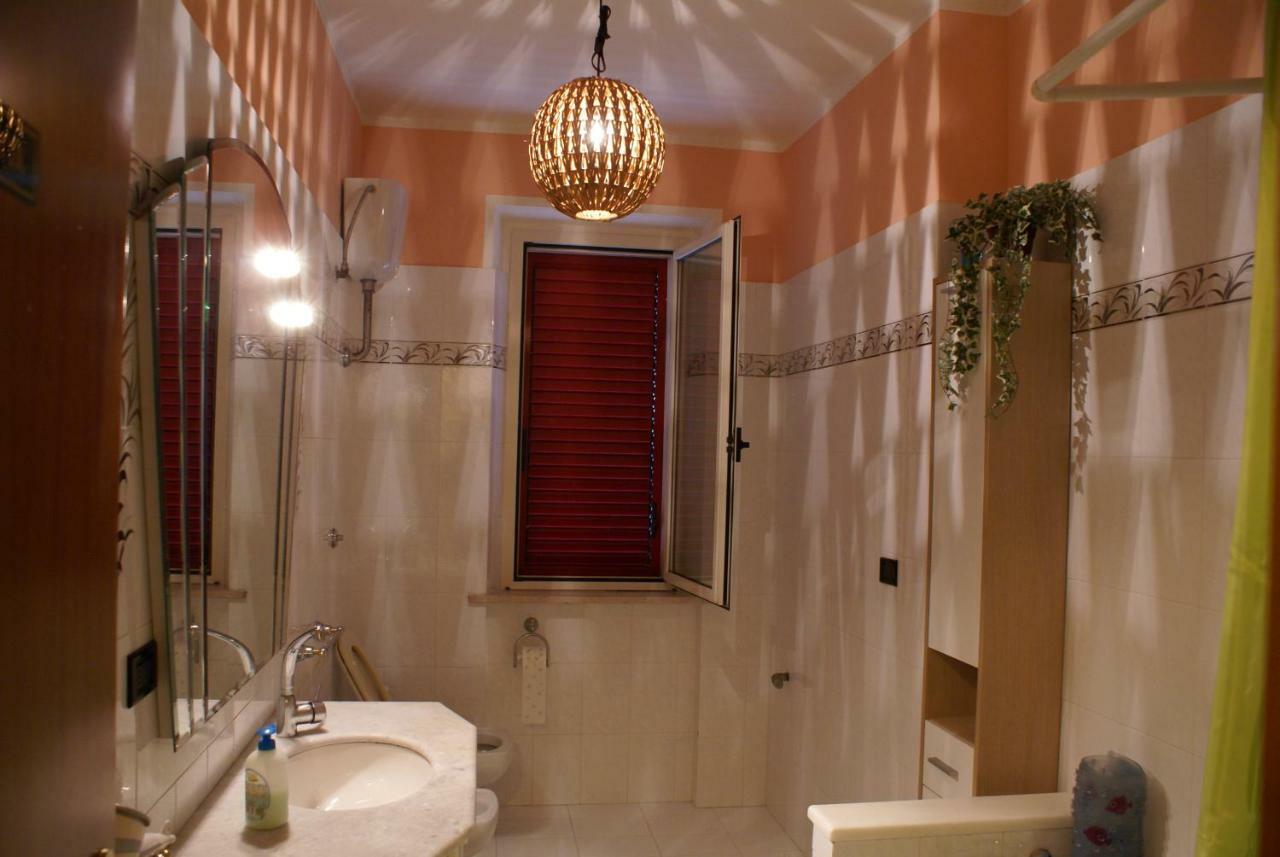 People Bed and Breakfast Castorano Esterno foto